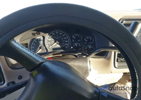 2002 GMC Yukon Slt from USA, damaged, VIN 1GKEC13Z82J214930